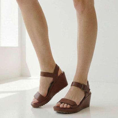 Andrea Wedge - Walnut