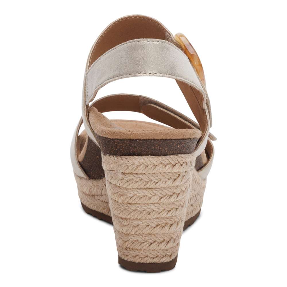 Ashley Wedge - Champagne