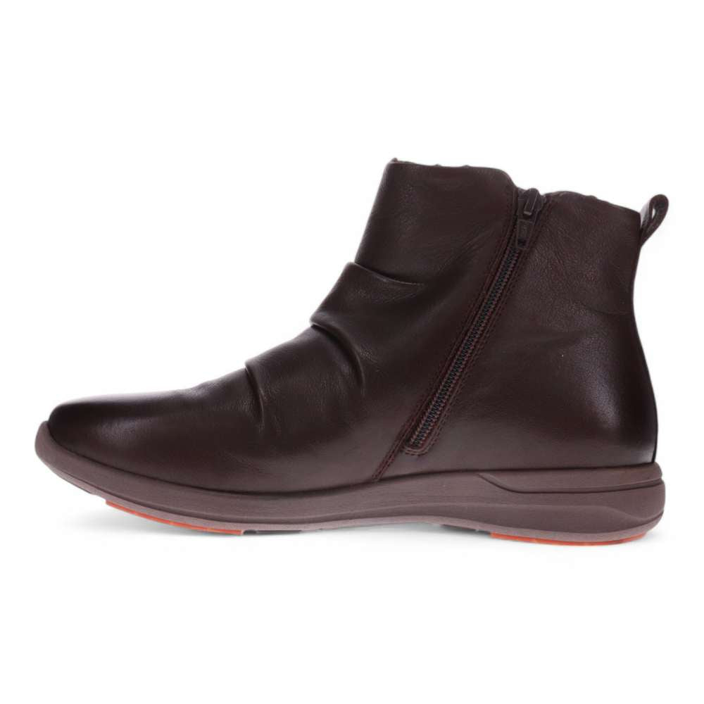 Nina II Boot - Chocolate