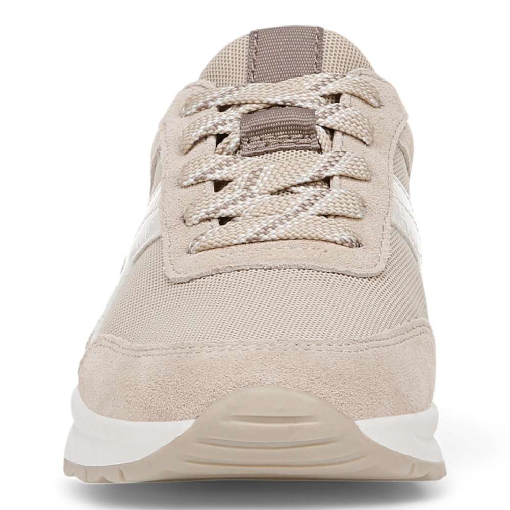 Shay Jogger Lace-Up Sneaker - White/Beige