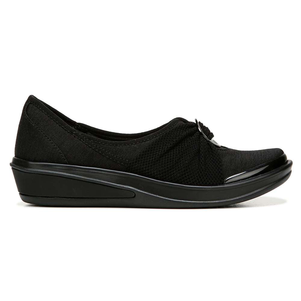 Minnie Slip-On Casual Sneaker - Black