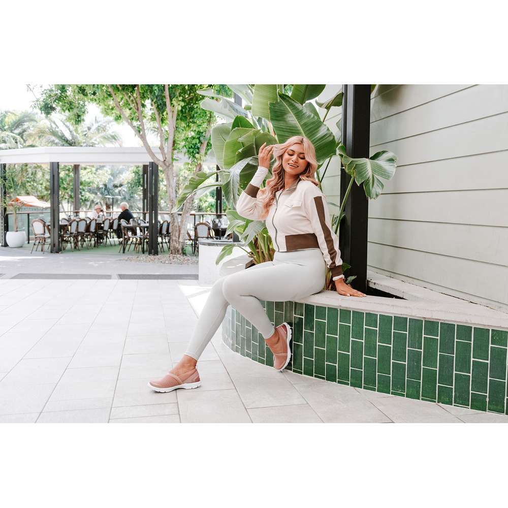 Freedom Slip-On - Mauve